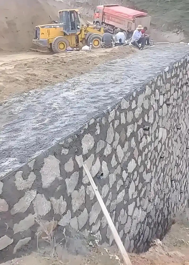开封鼓楼区边坡加固